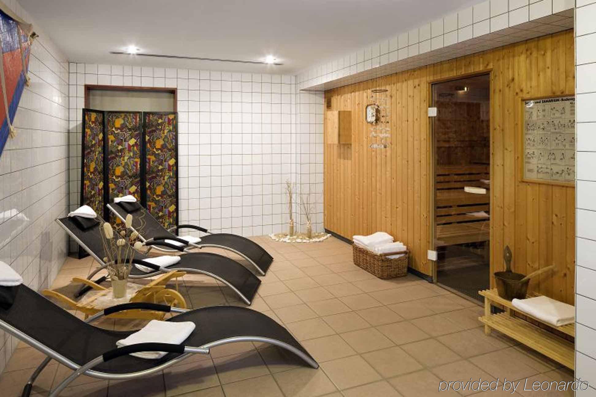 Quality Hotel Hof Hof  Bagian luar foto