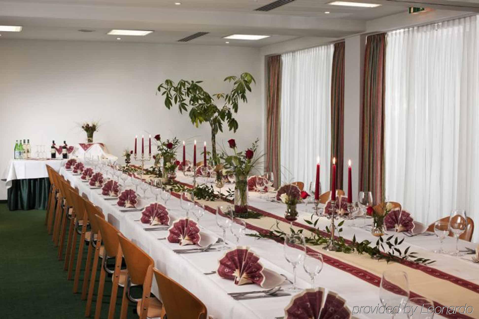 Quality Hotel Hof Hof  Bagian luar foto