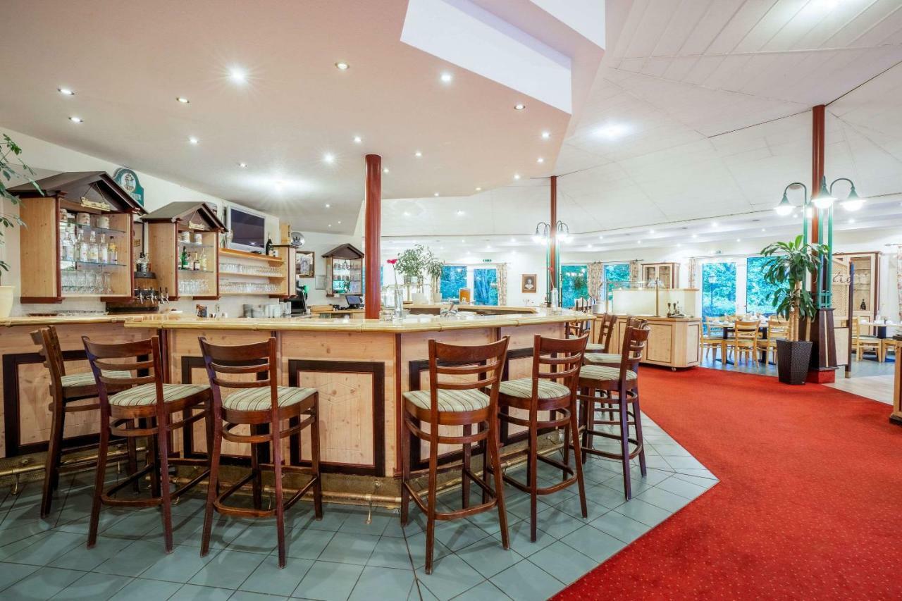 Quality Hotel Hof Hof  Bagian luar foto