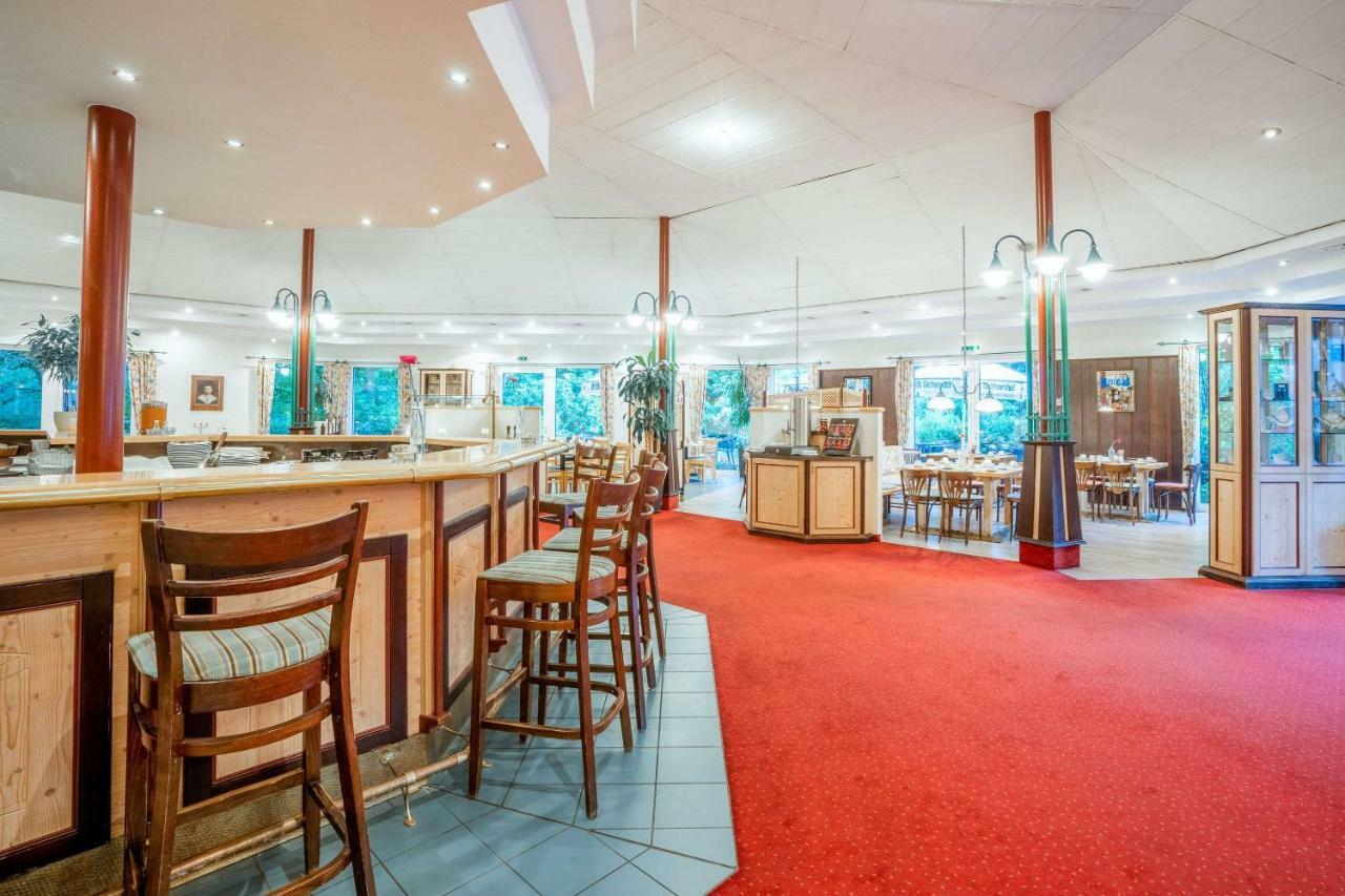 Quality Hotel Hof Hof  Bagian luar foto