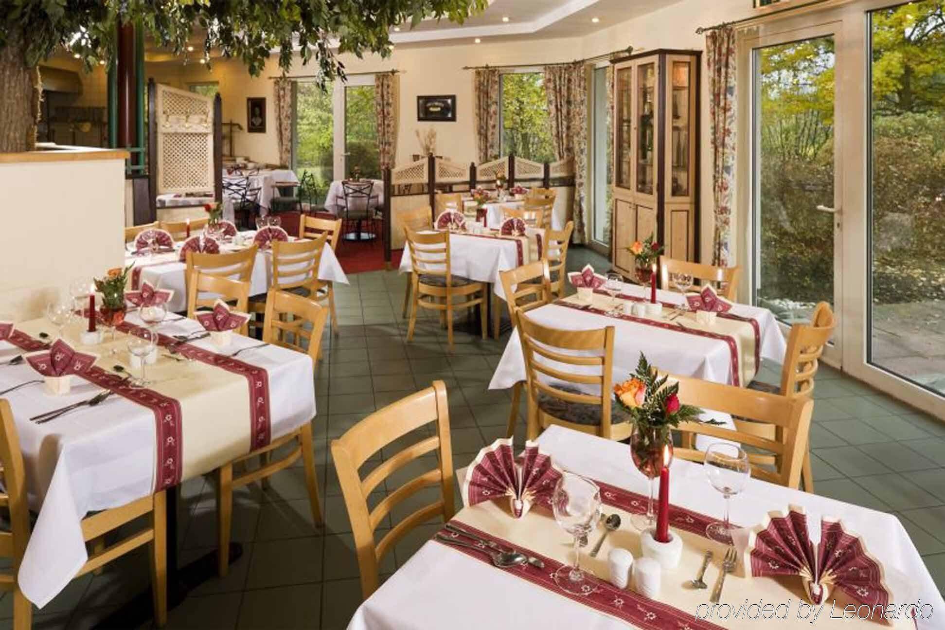 Quality Hotel Hof Hof  Bagian luar foto